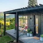 6 Bed In Keswick Oc-89309