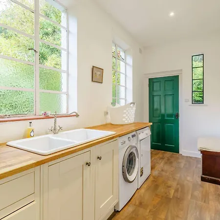 Tatil Evi 6 Bed In Keswick Oc-89309 *